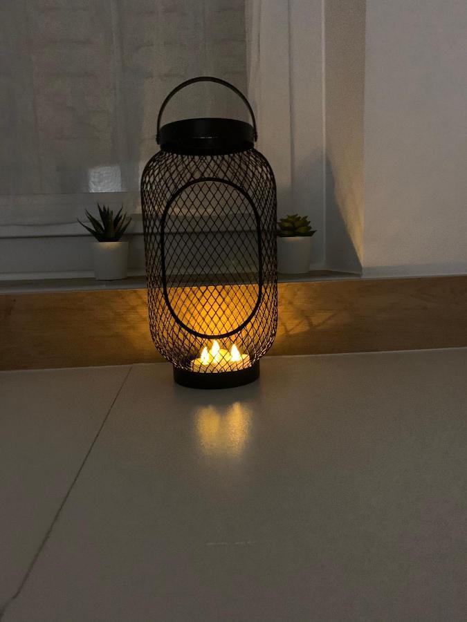 Appartement Cosy Jacuzzy Luxe Gare de Toulon Buitenkant foto
