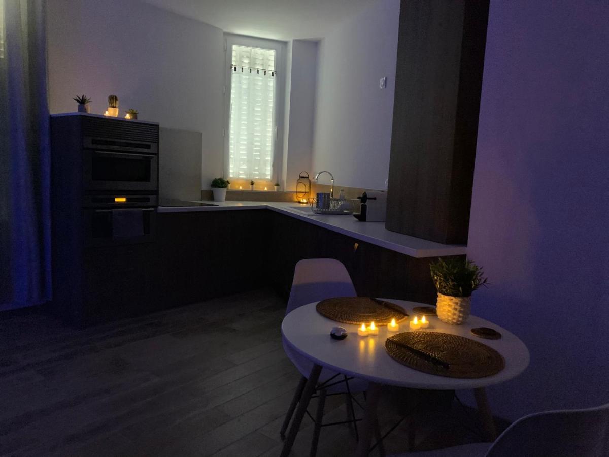 Appartement Cosy Jacuzzy Luxe Gare de Toulon Buitenkant foto